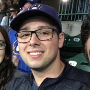 Meet your Posher, Justin